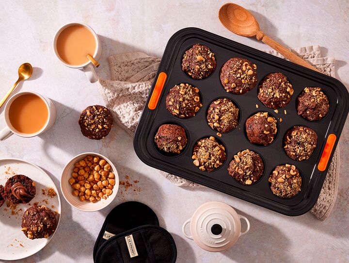 Muffins med hasselnøtter og sjokolade